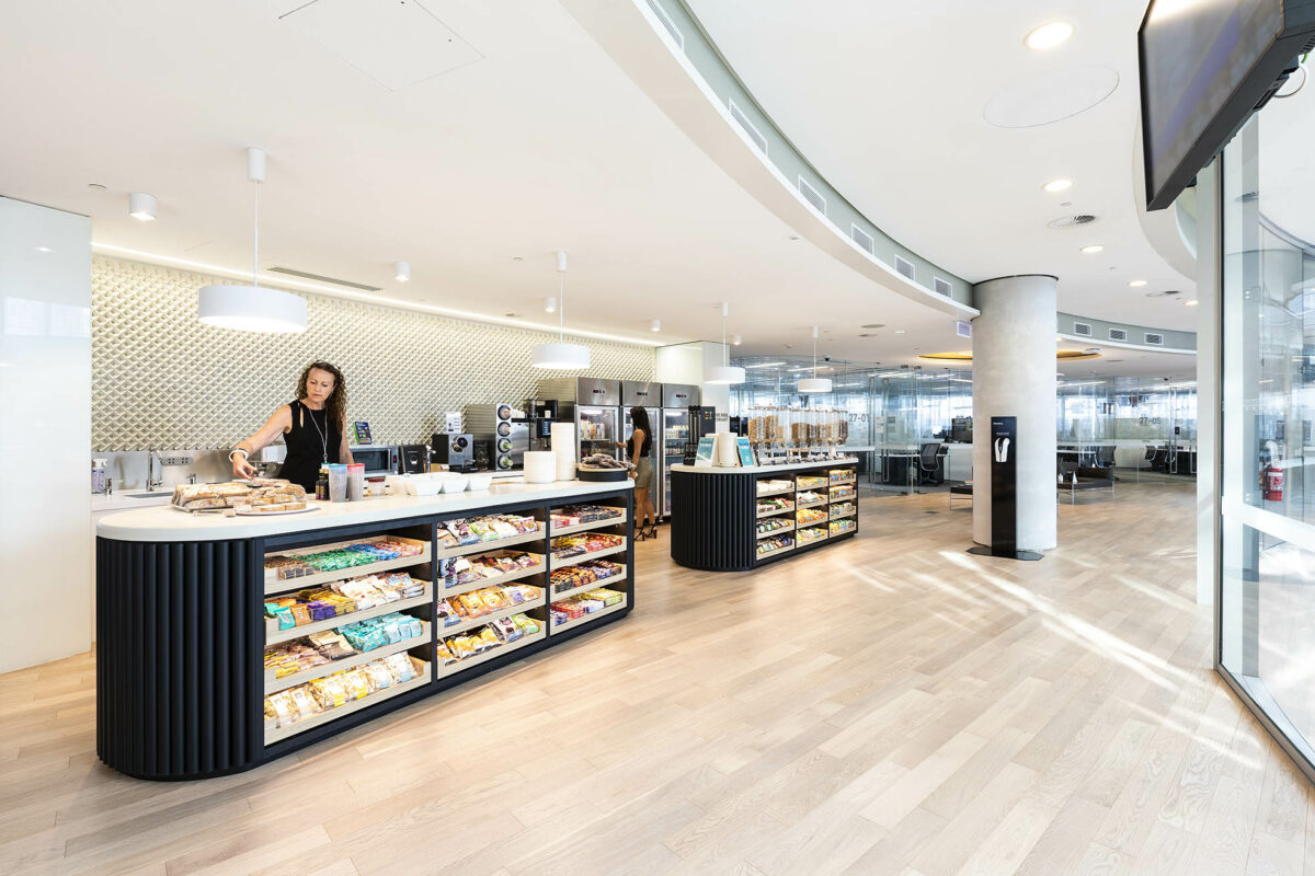 Movement flows and healthy rituals sit at the heart of The Pantry, where accessible storage, intuitive layout and casual gathering meet to support both productivity and pause in the workplace.
