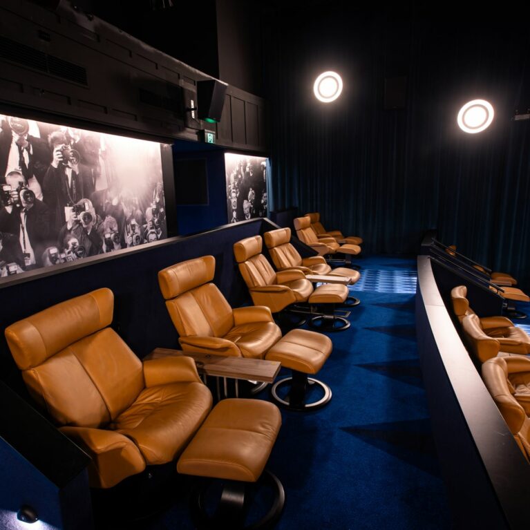Event Cinemas Macarthur welcomes one of the brand’s newest Boutique experiences—an elevated cinema concept presented by Parlour Lane. Inspired by the glamour of the red carpet, this boutique cinema adds a playful twist to the luxury moviegoing experience.