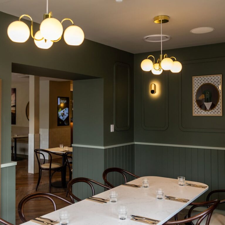 Kingston Hotel