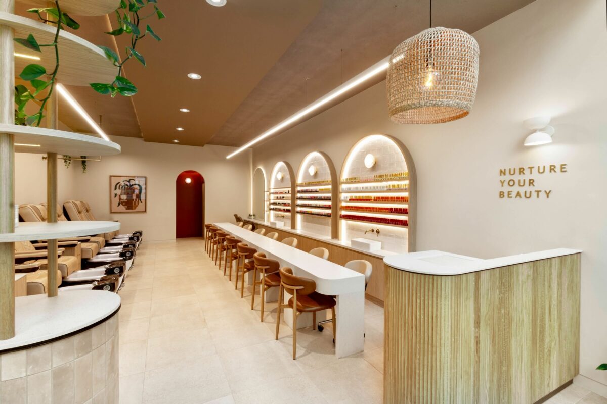 The reception desk sets the tone for the entire salon with its clean, soft-edged design. It combines natural textures with a contemporary form, welcoming clients with a calm and professional aesthetic that echoes the spa’s nurturing philosophy.