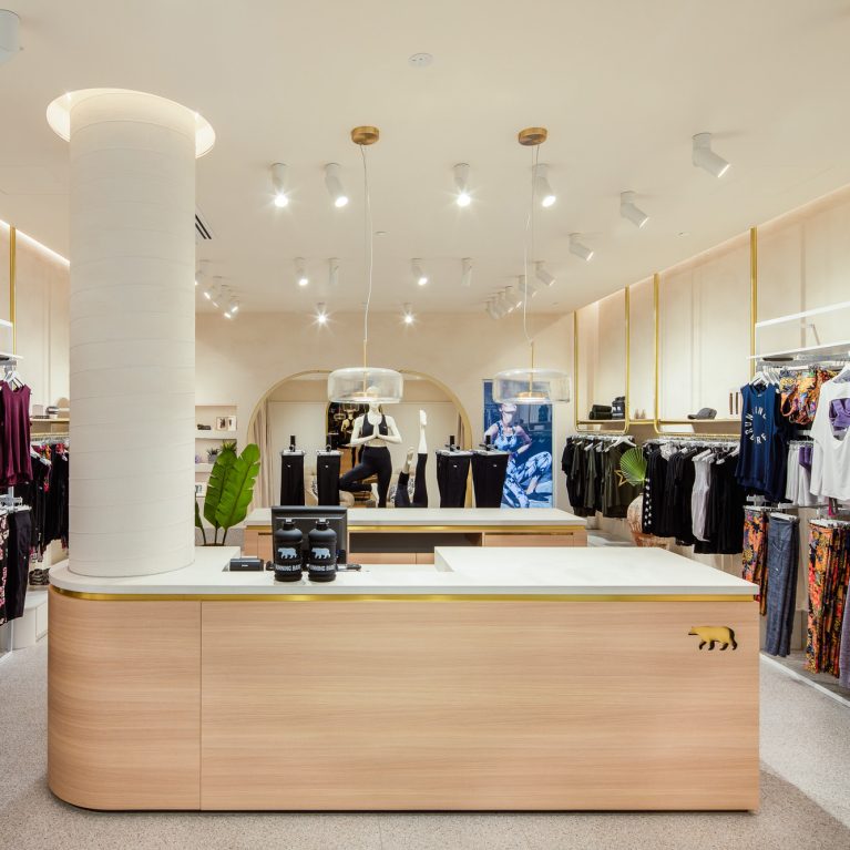 fashion store design clarity